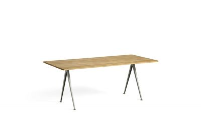 Pyramid Table 02 Table à manger Hay